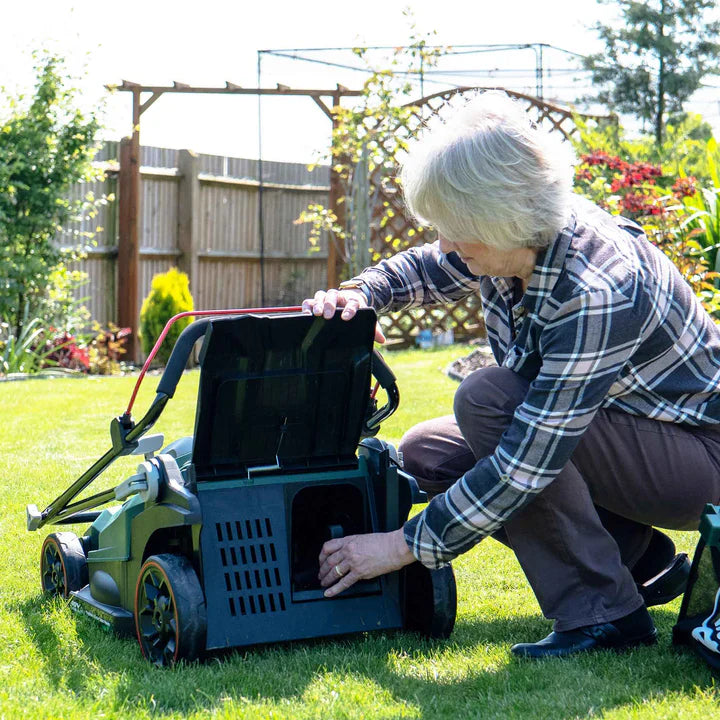 Webb 40V (2 x 20v) 43cm (17") Cordless Rotary Lawnmower (2 x 4AH Battery & Charger)