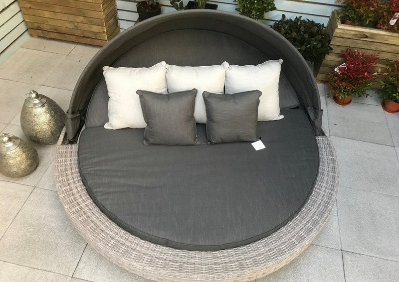 Large Round Daybed in Fine Grey wicker with Dark/Silver Grey Cushions