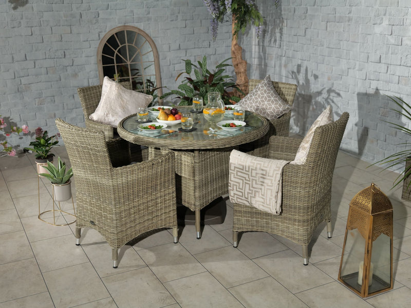 Wentworth 4 Seat Carver Dining Set